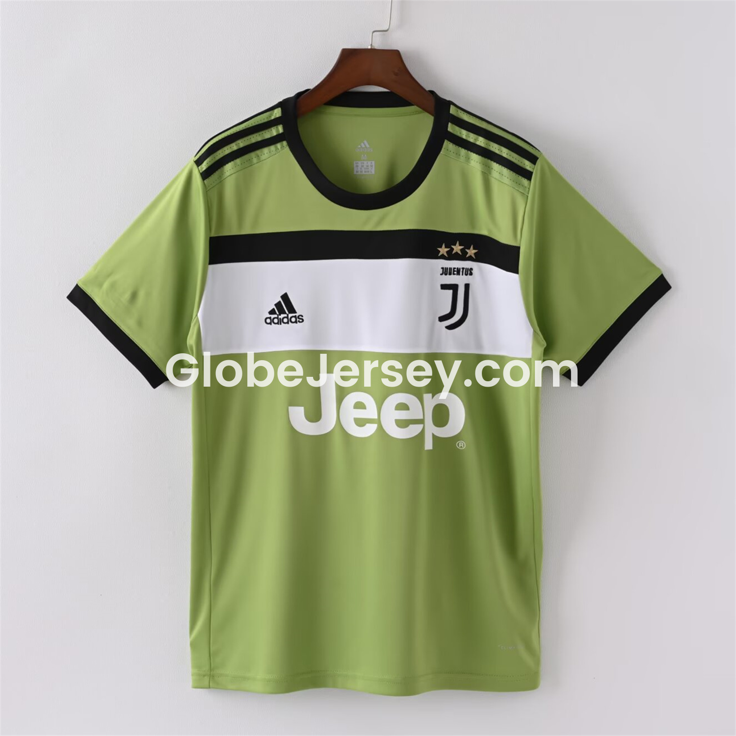 Retro Juventus 2017-18 Third Jersey