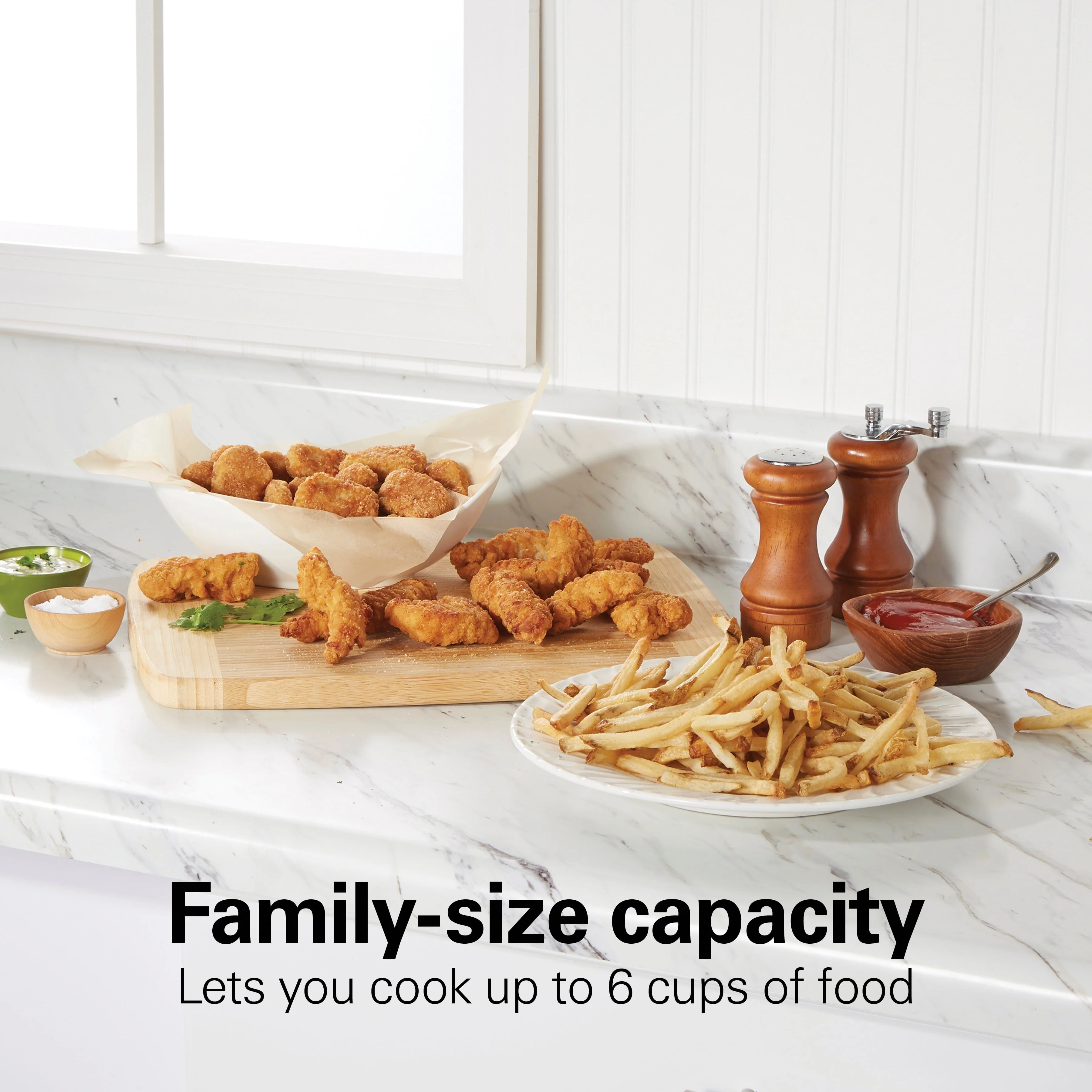 Hamilton Beach 8 Cup Deep Fryer, Family-size Food Capacity cooks up to 6 cups of Food, Black, 35335