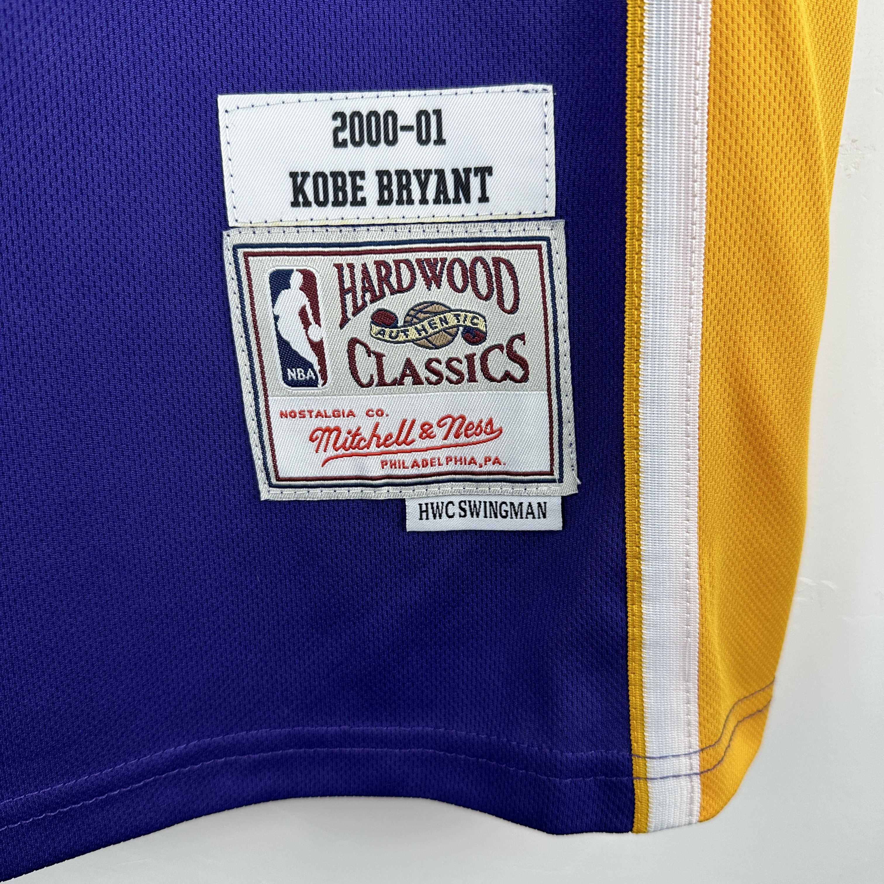 Embroidered MN Retro Jersey Lakers 00/01 Season V-neck Purple No. 8 Kobe