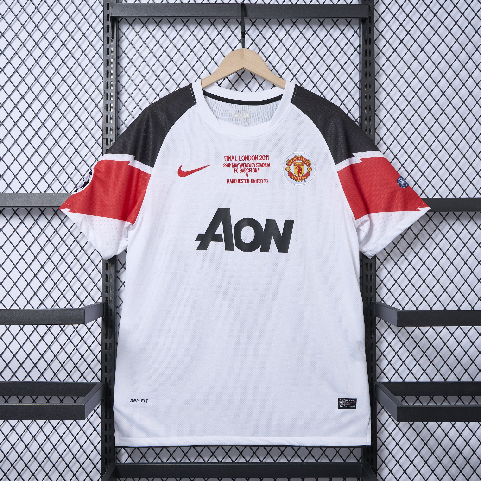 Retro Manchester United 10-11 Away Jersey - Champions League Final Version