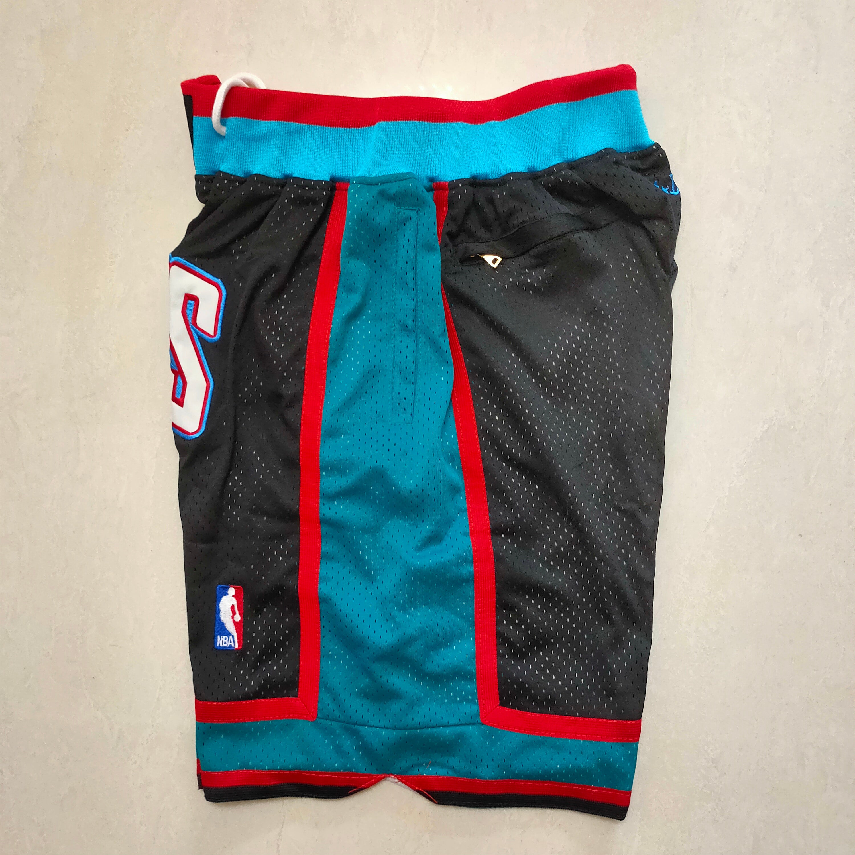 Memphis Grizzlies black pocket pants