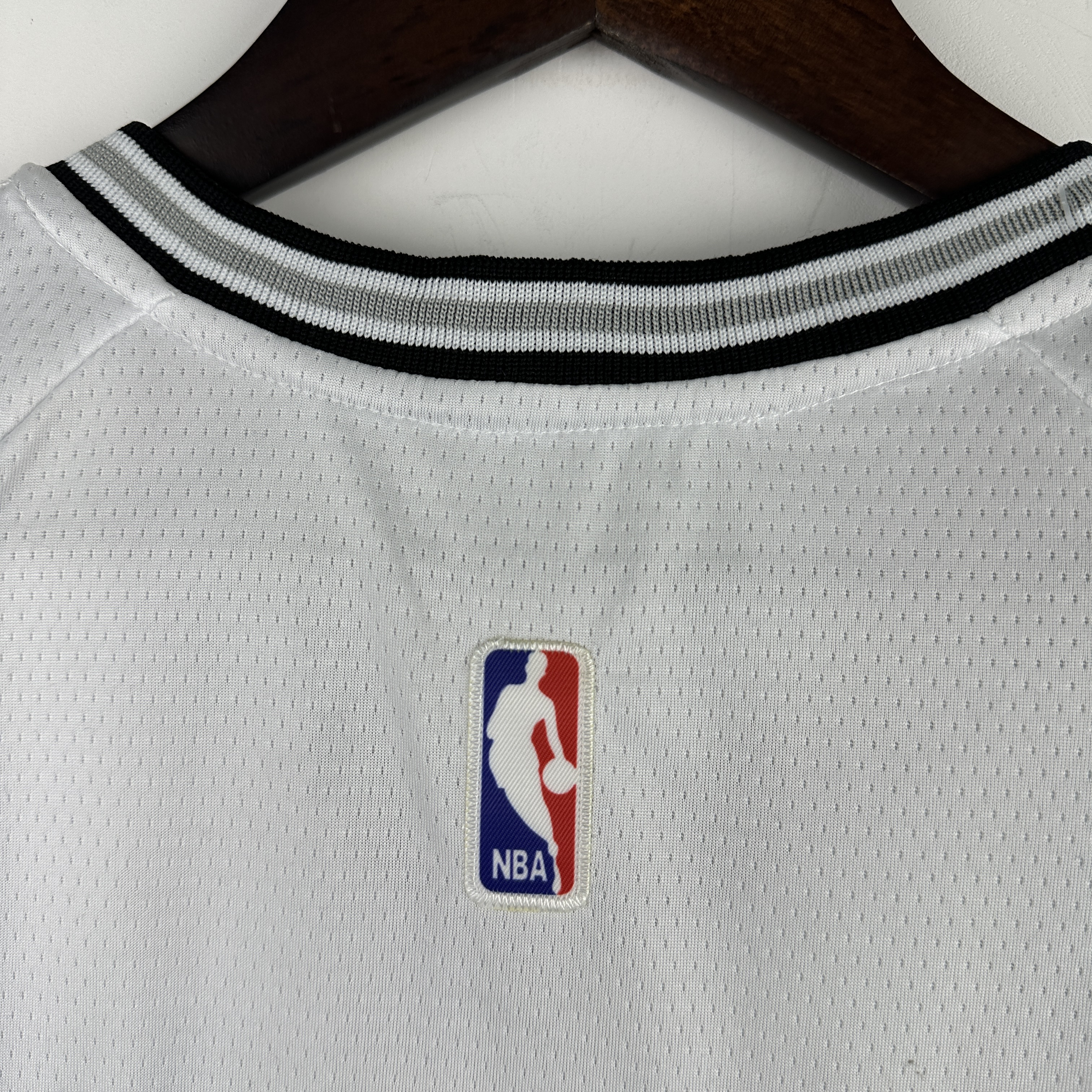 Embroidery Spurs White No. 1 Wenban Yama