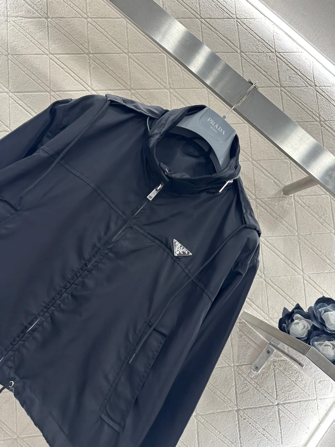 26NEW Short Drawstring Zip-Up Jacket