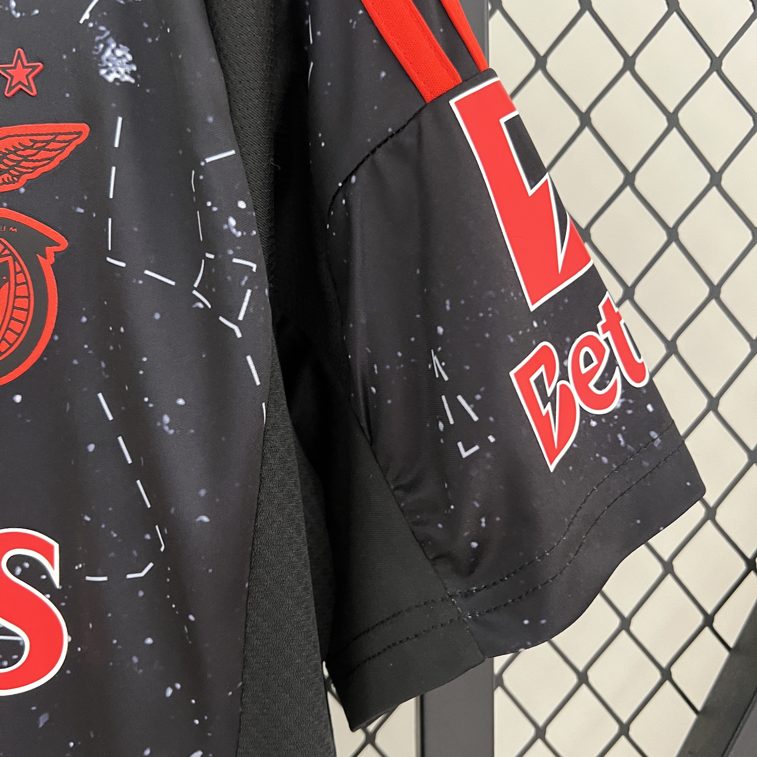 2024/25 Benfica Away Shirt