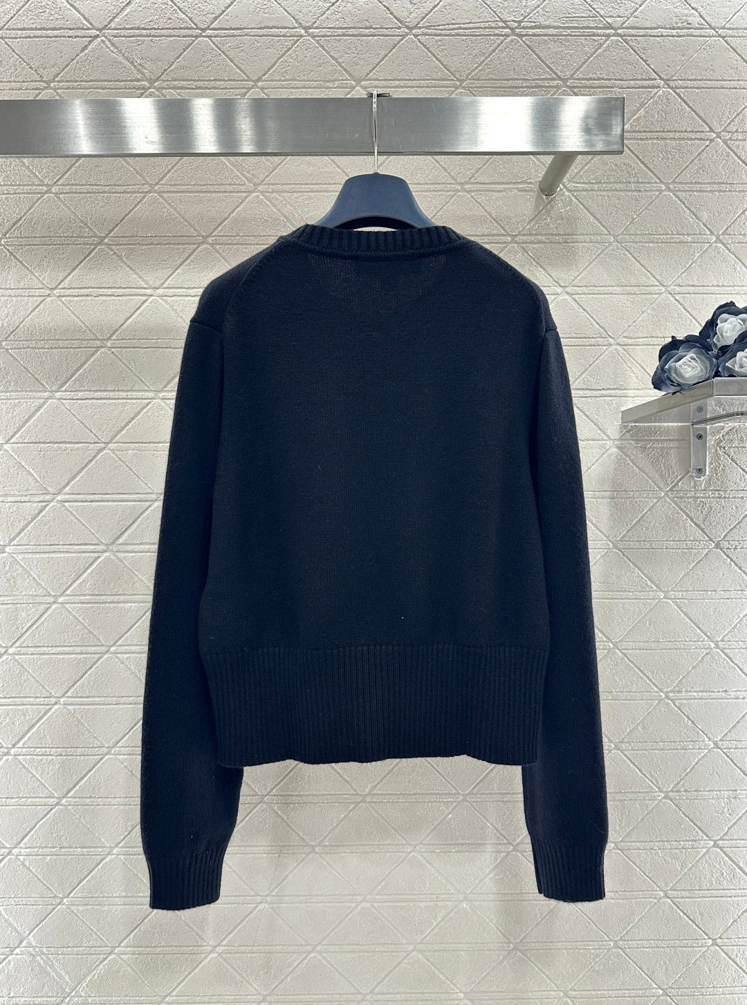 26NEW Button-Up Knitted Cardigan