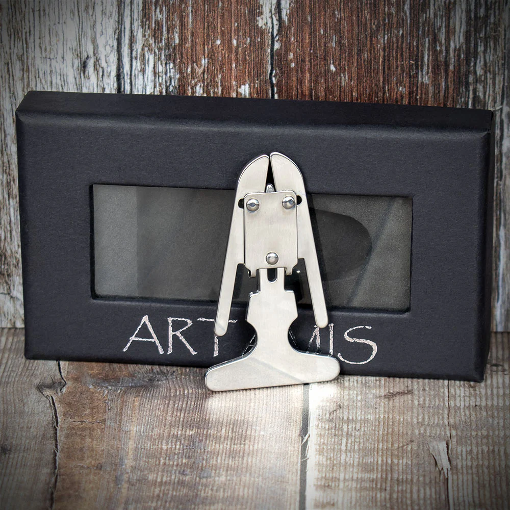 Metal Pipe Reamer - Self Adjusting Pipe Cleaning Tool