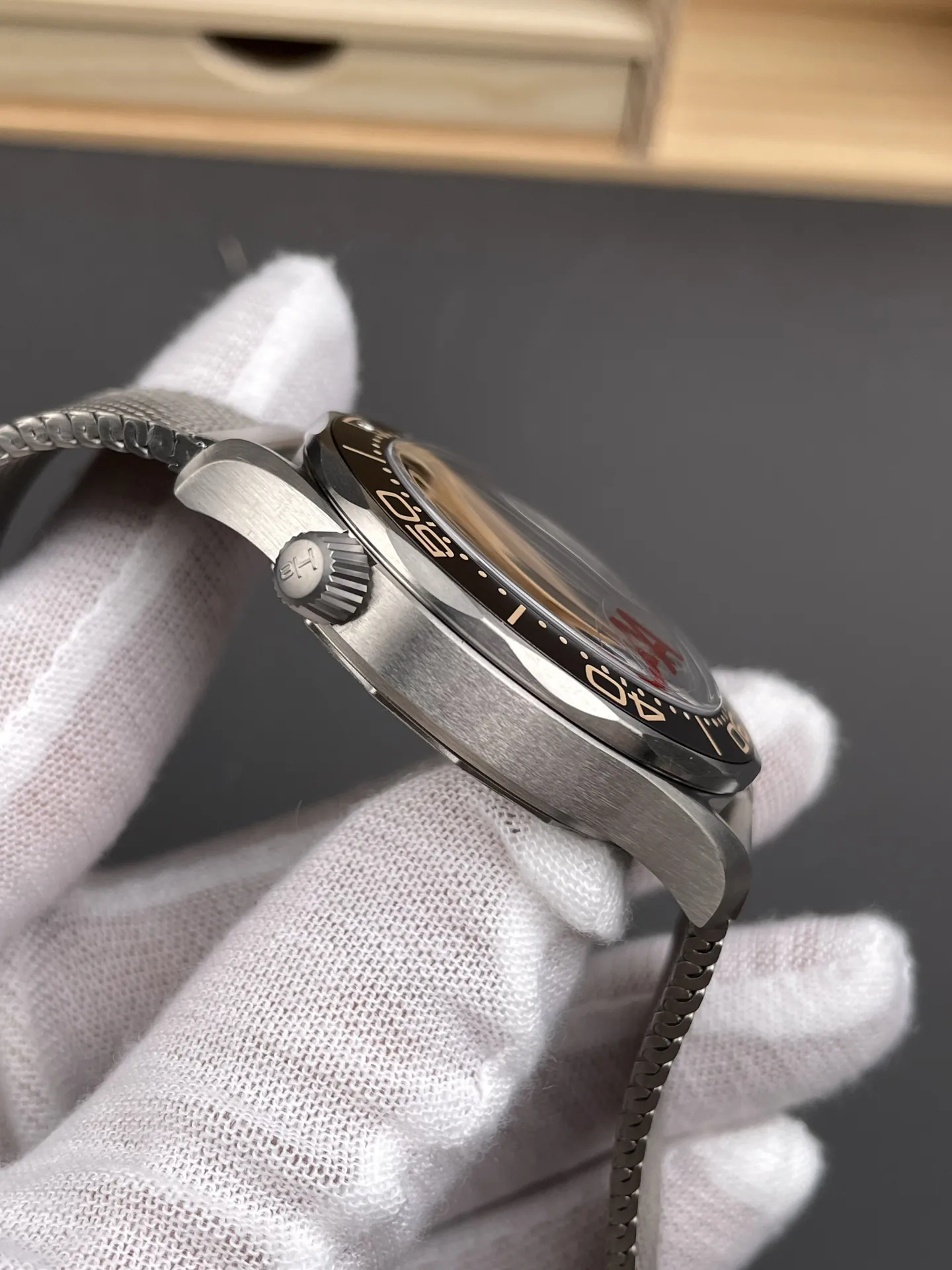 Omega Seamaster 300 Titanium 42mm