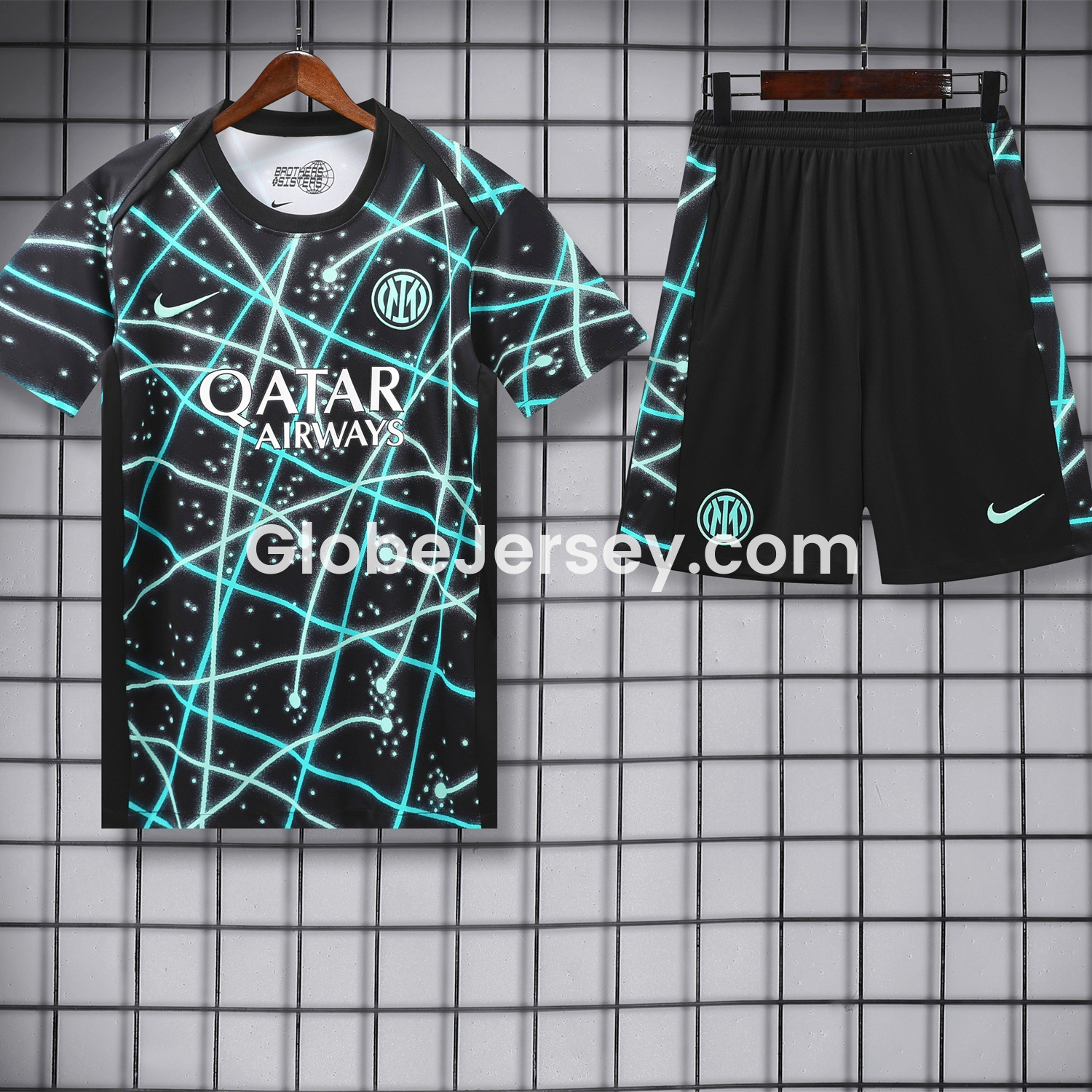 Inter Milan 25-26 Short-Sleeve Training Set - Blue Fluorescent Rays Black Top & Black Shorts