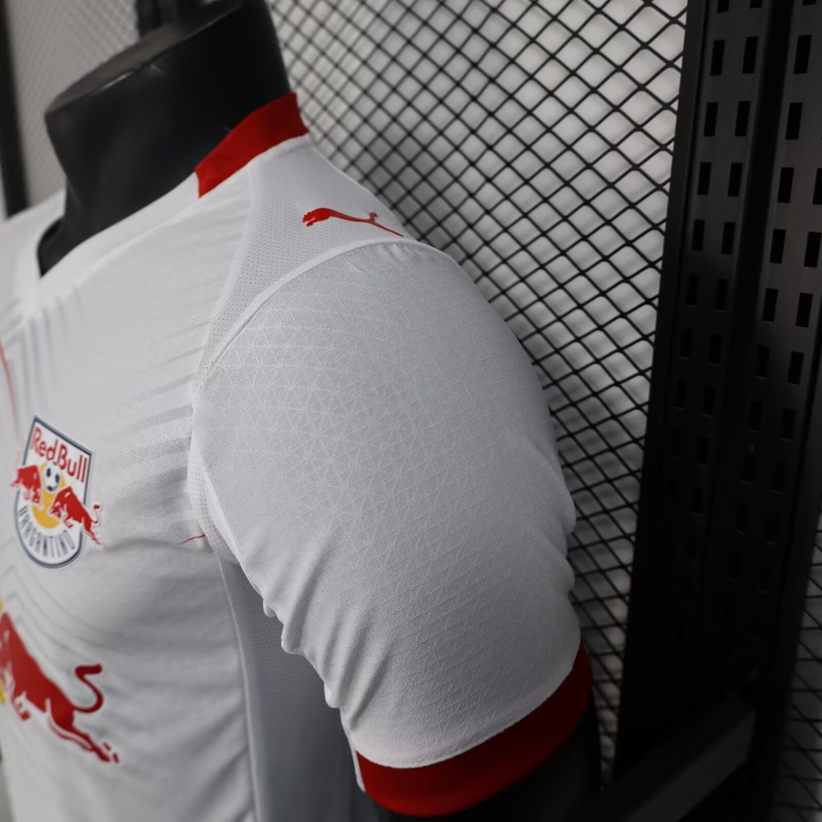 2025/2026 Player Version Leipzig Home Football Shirt 1:1 Thai Quality