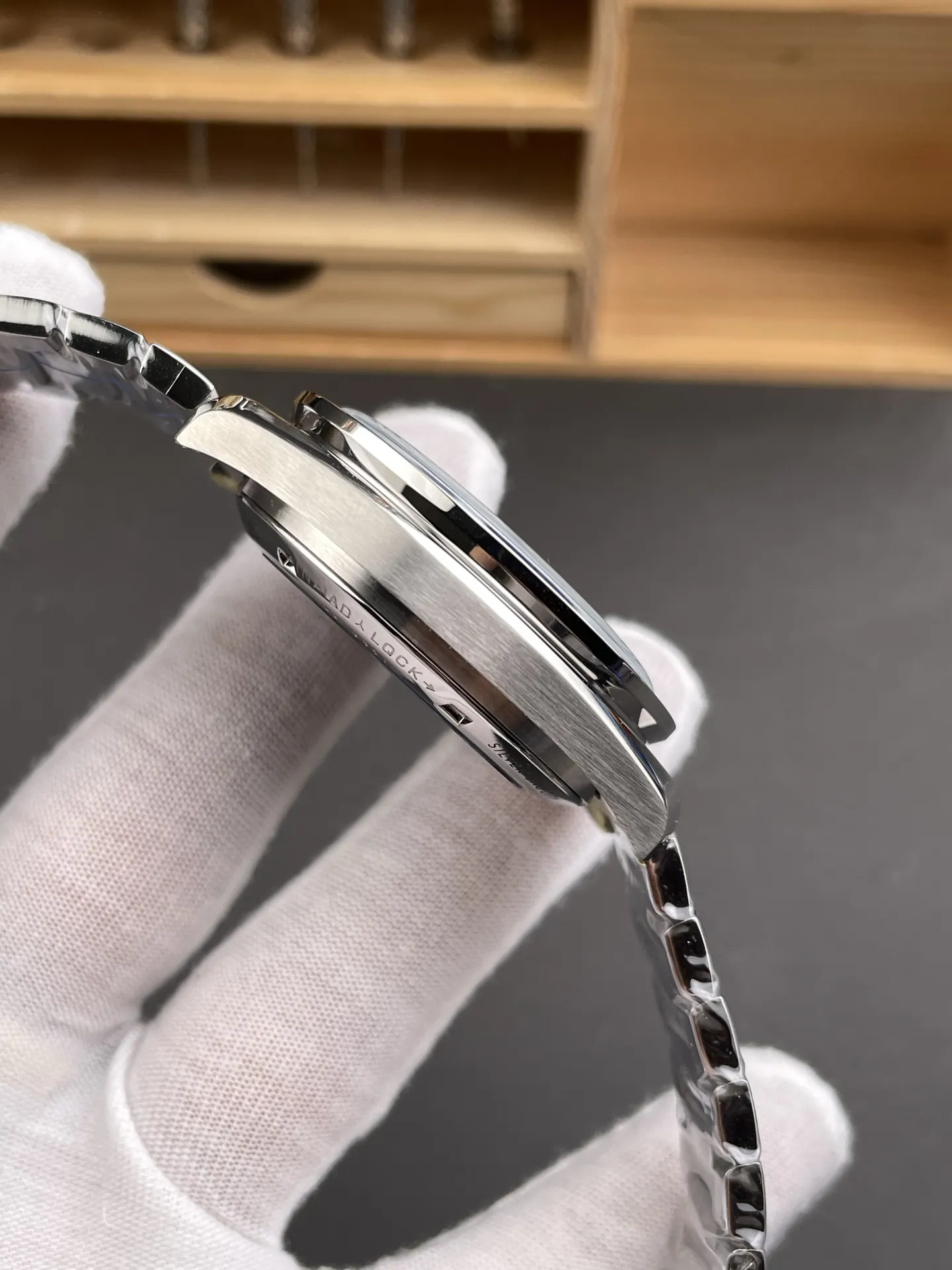 Omega Speedmaster Dual Strap 42mm