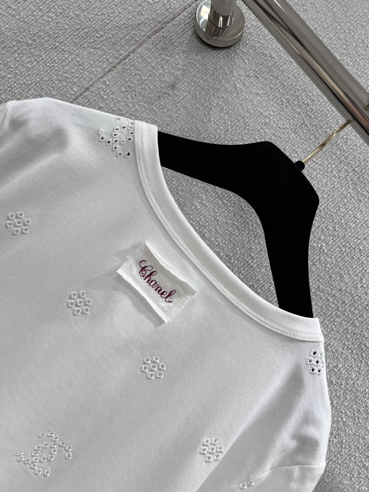 26NEW Embroidered Crew Neck Short Sleeve T-Shirt