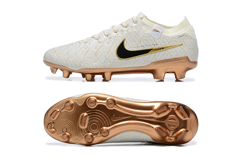 Tiempo Legend 10 Elite FG Football Shoes