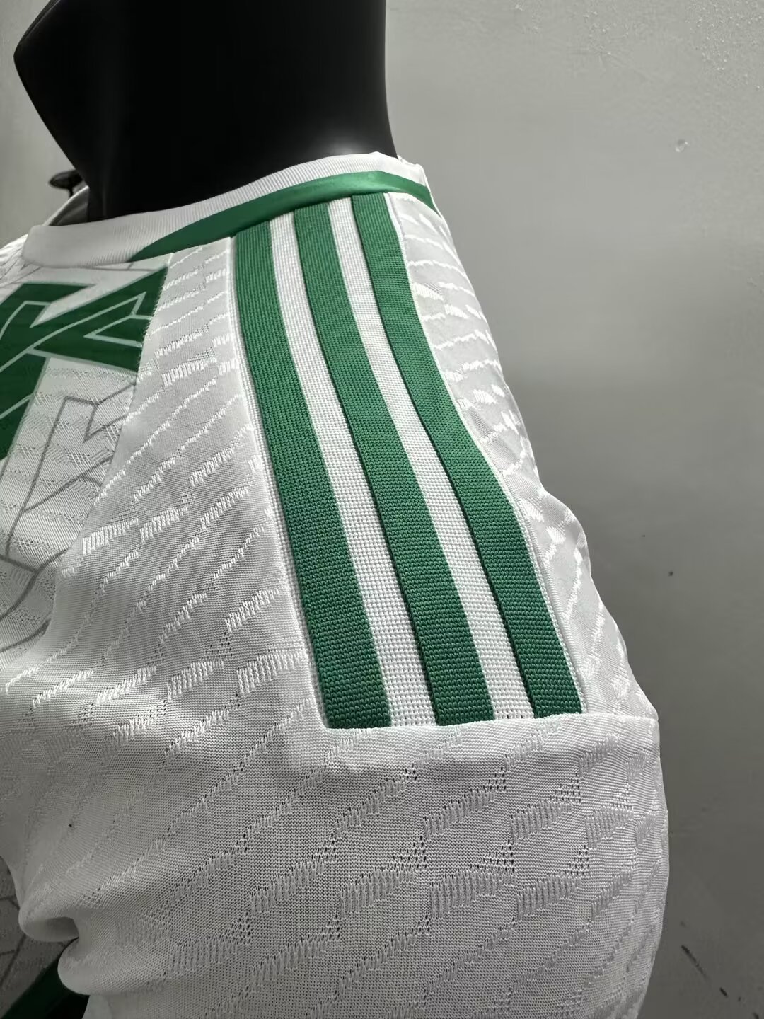 2023 Algeria White Player Edition