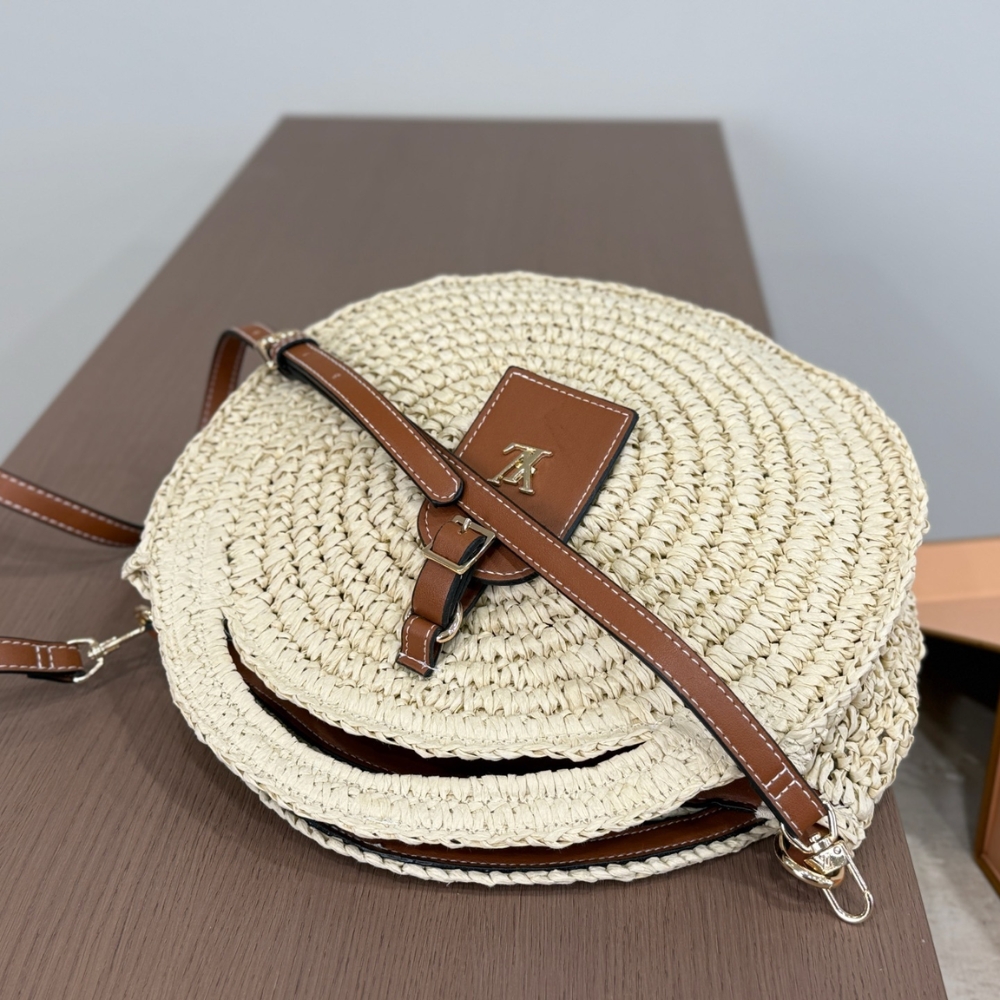 Louis Vuitton Around Me Shoulder Bag Raffia White 11 Inches M25243
