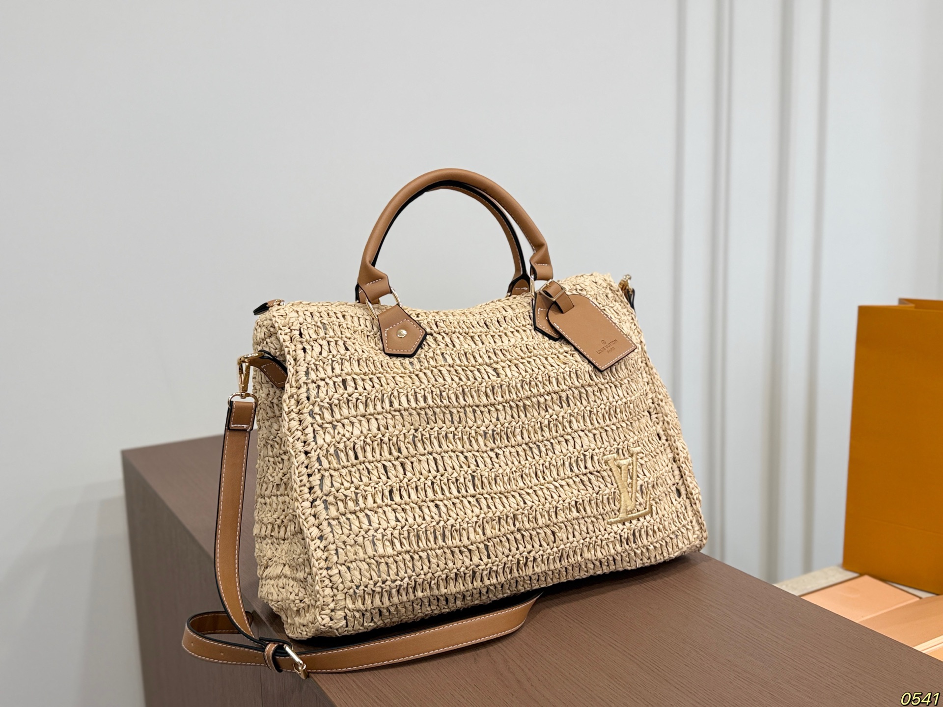 LV New Straw Bag