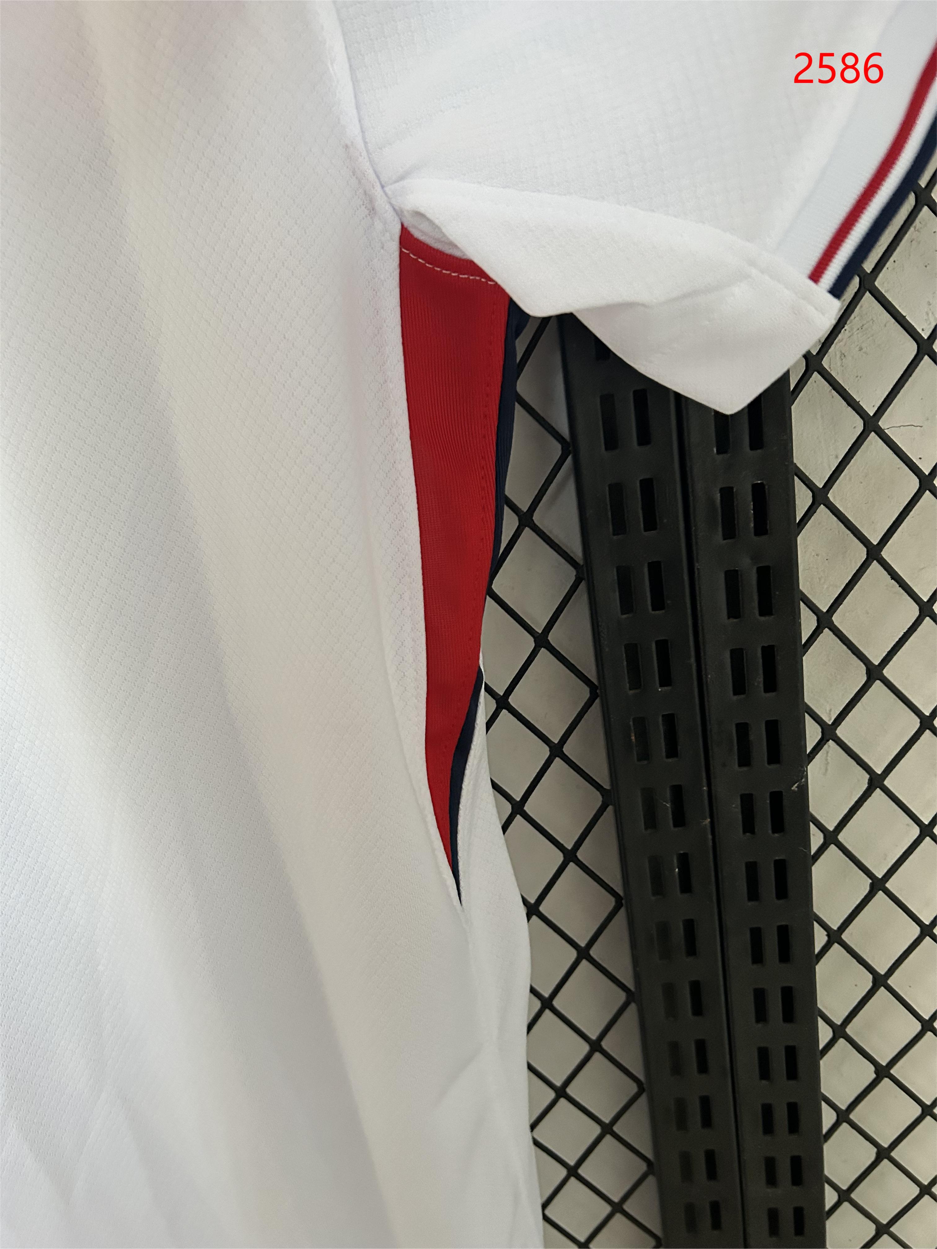 2024/25 England pre-match training jersey