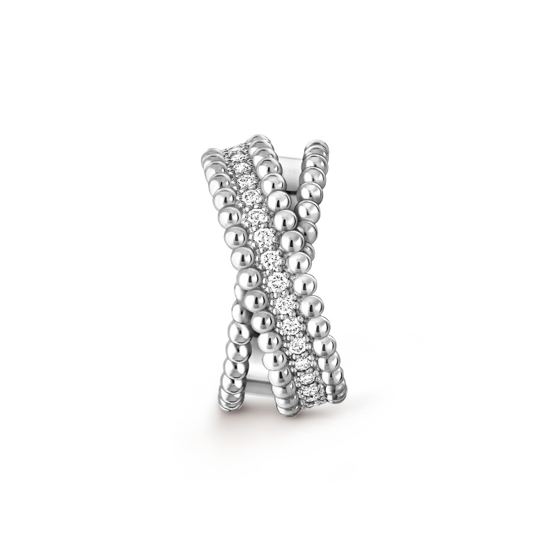 Estelle wedding band