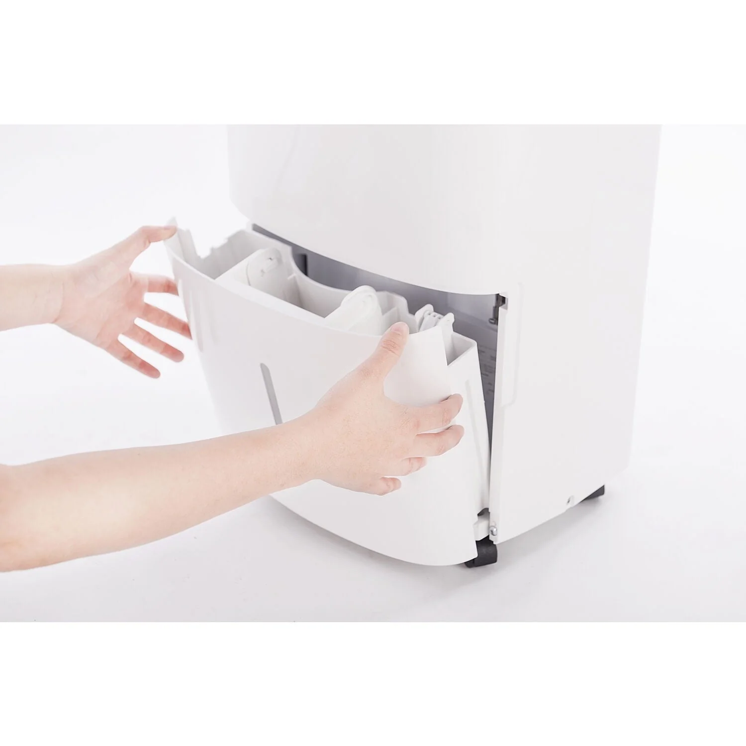 Honeywel 20 pt 1,500 sq ft Dehumidifier in White - Energy Efficient, Adjustable Humistat