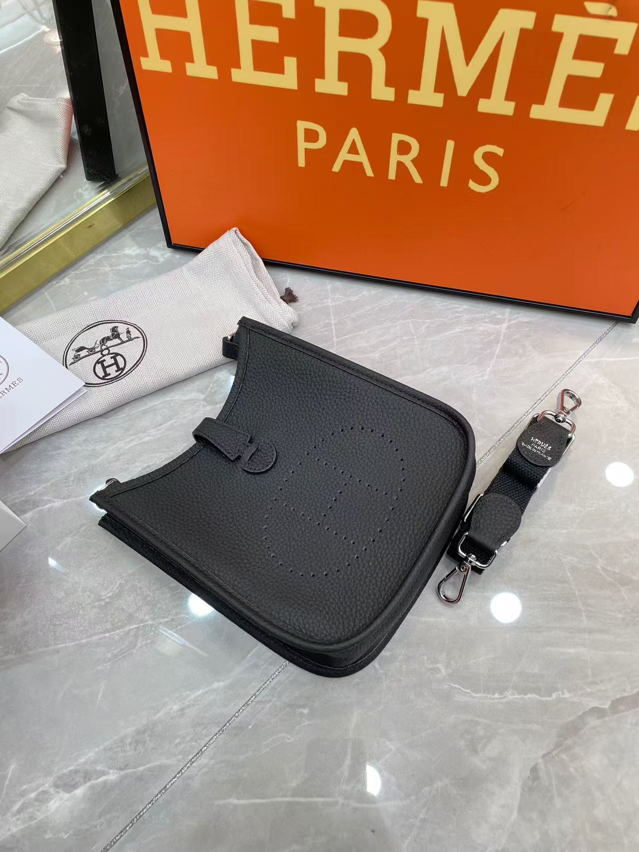 Hermes Evelyn 16-29