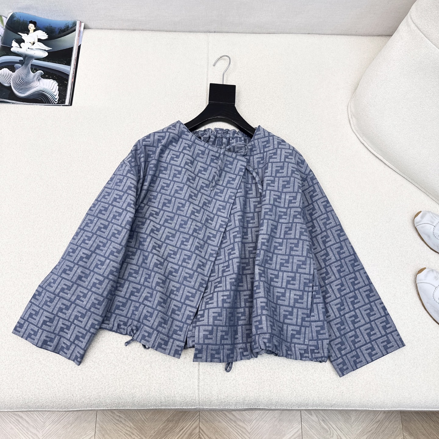 Newest early autumn classic monogram letter print cape coat