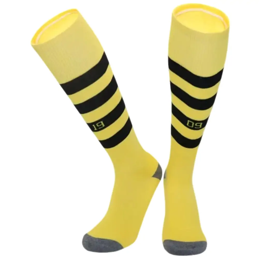 24 season Dortmund home football socks