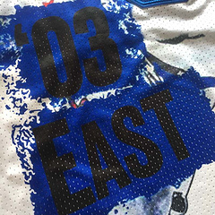 Allen Iverson Philadelphia 76ers 3 White MN