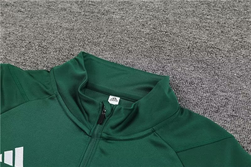 2023/2024 Manchester United half-pull training suit dark green football shirt