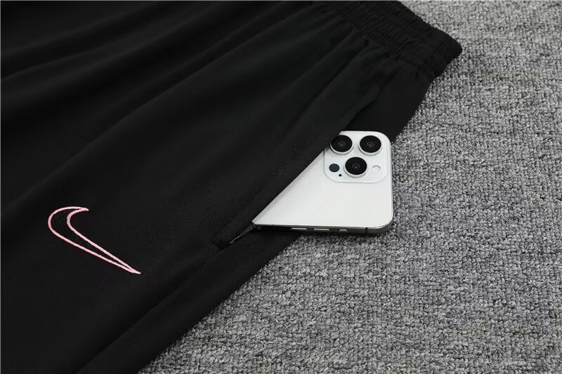 2024/25 Paris black half-zip training suit 1:1 Thai quality suit