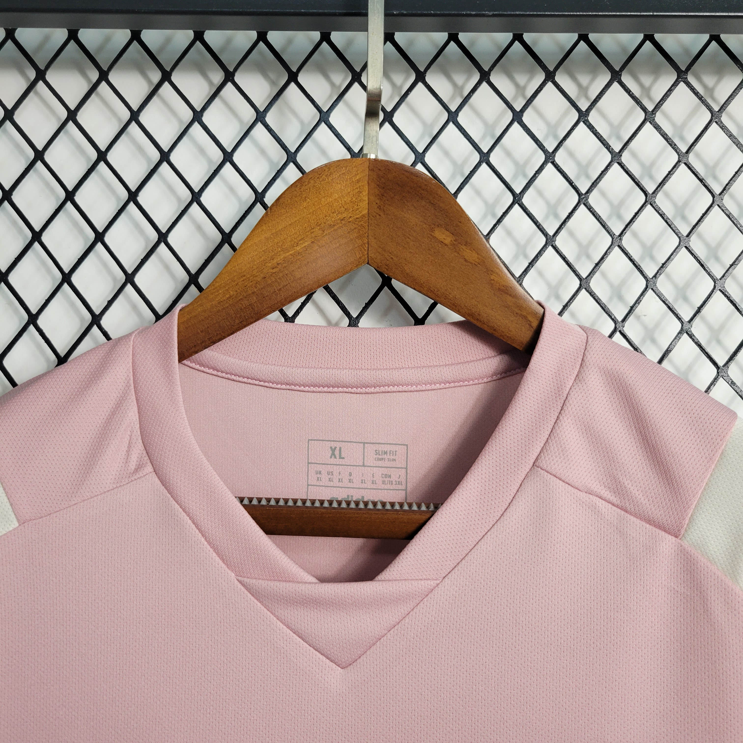 2023/2024 Lyon Training Wear Pink Football Shirt - Fans Edition