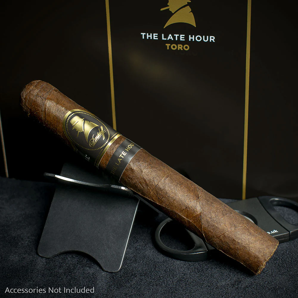 Davidoff Winston Churchill The Late Hour Toro Cigar - Single
