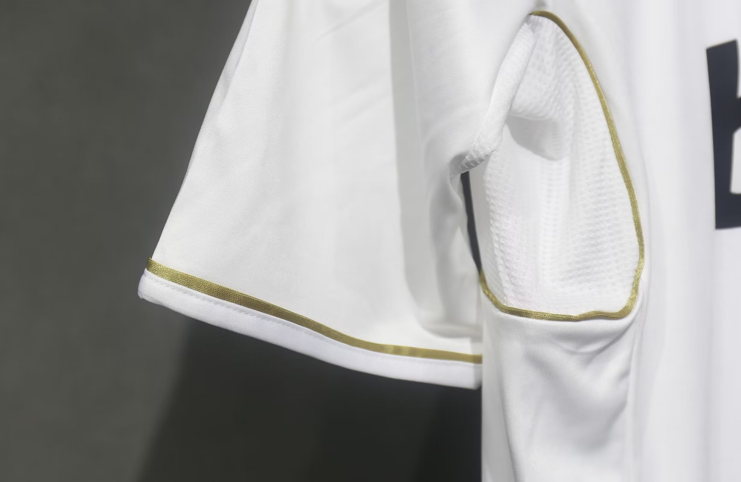 2011/12 Real Madrid Home Retro Jersey - Fans Version