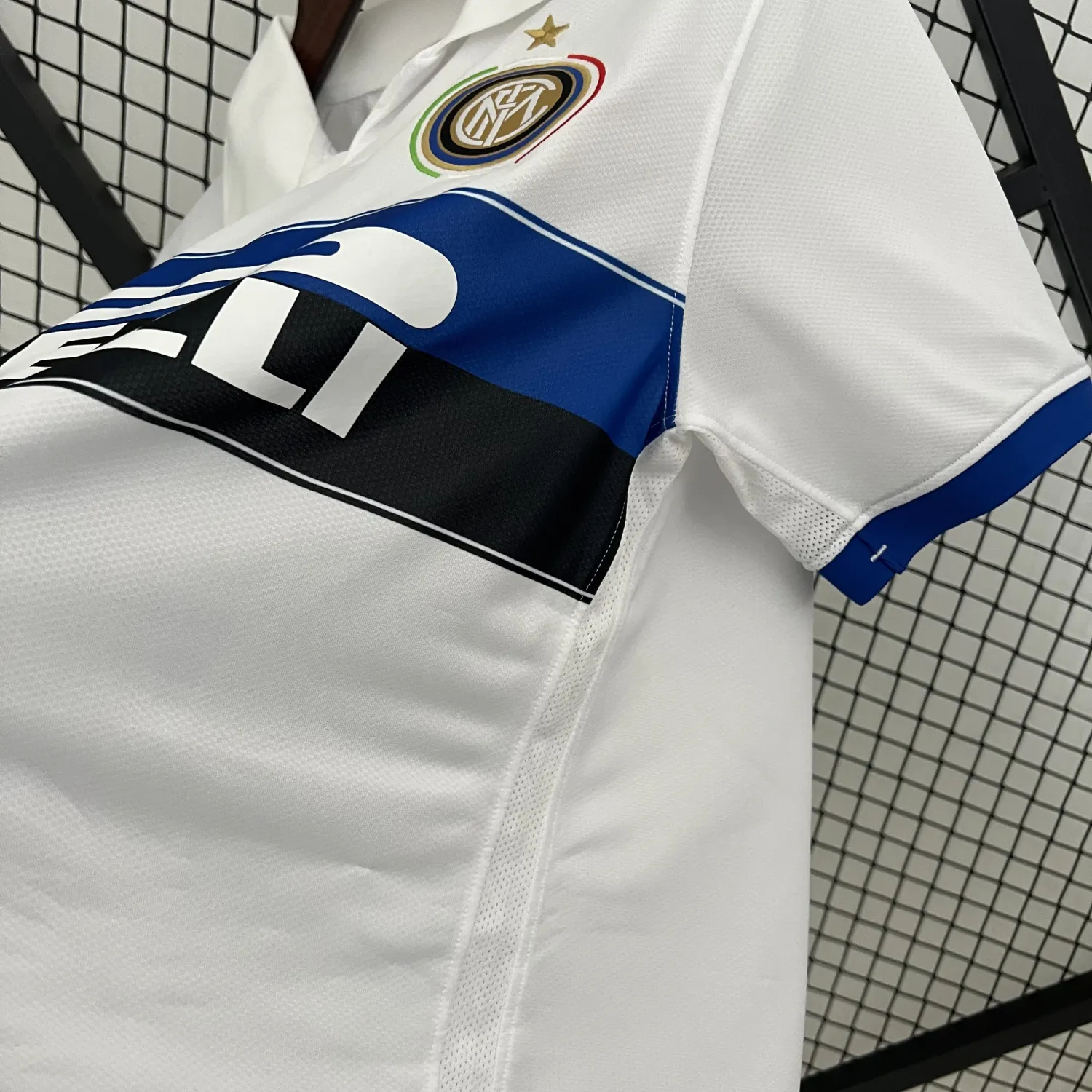 2009/10 Inter Milan away retro jersey