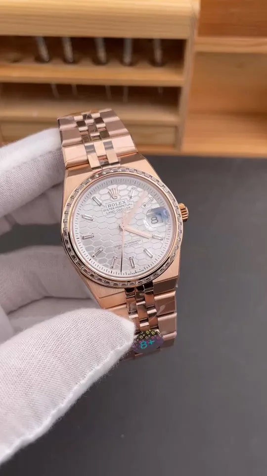 Rolex Sky-Dweller Rose Gold 36mm