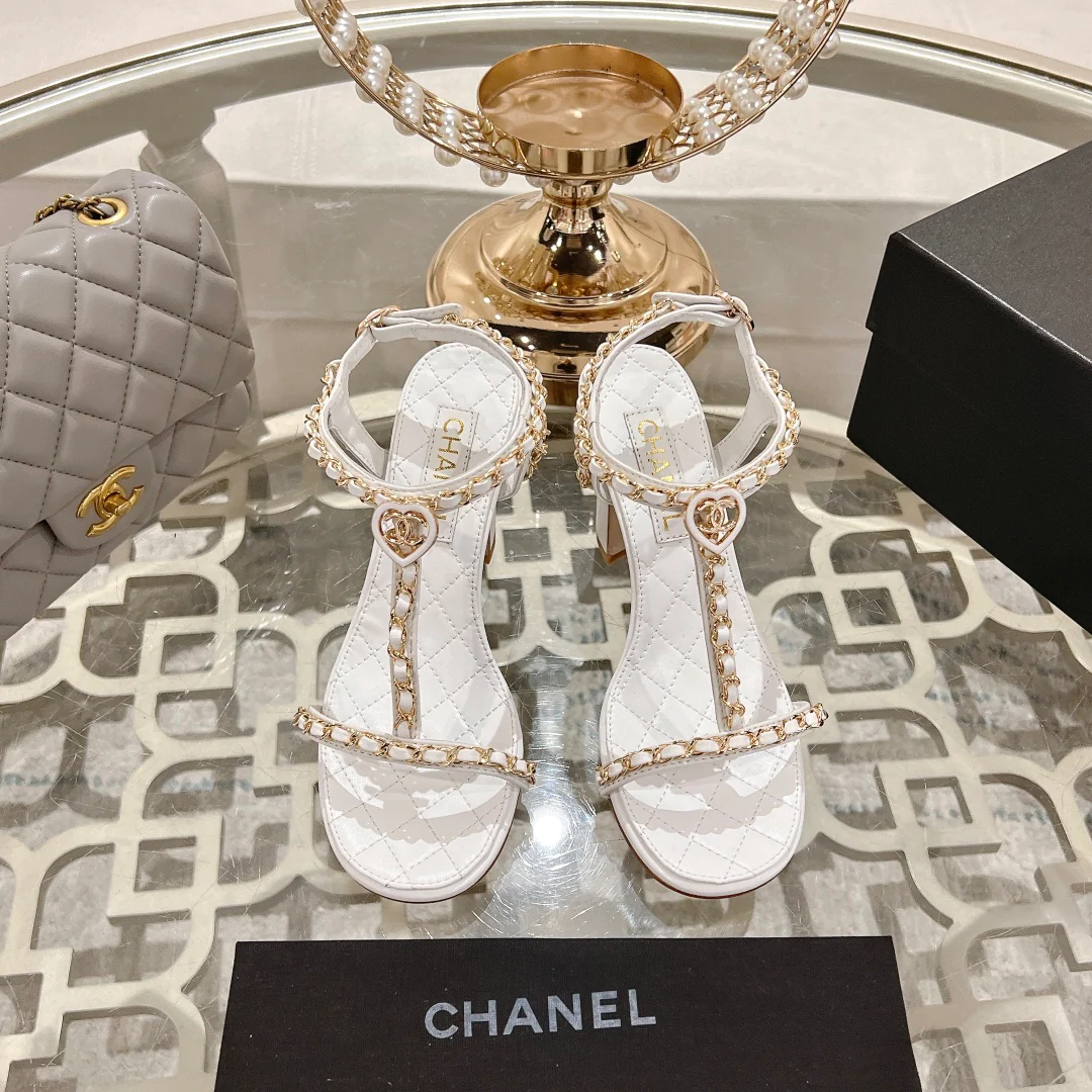 26SS Chain-embellished High Heels