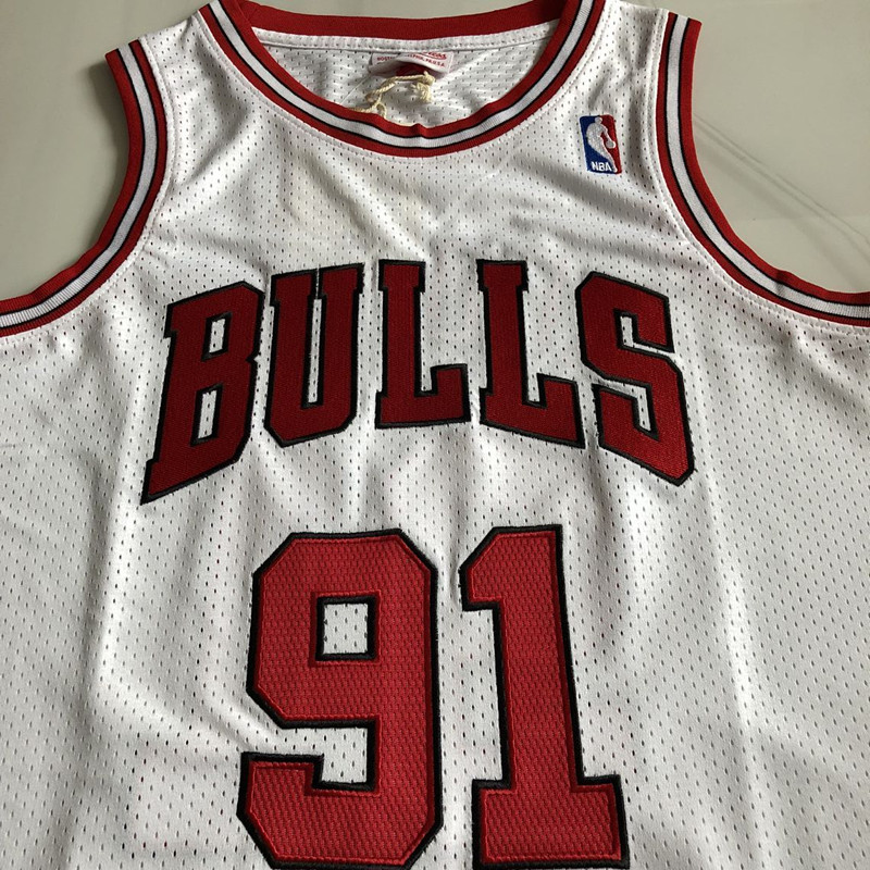 Bulls 91#AU dense embroidery 97-98 white
