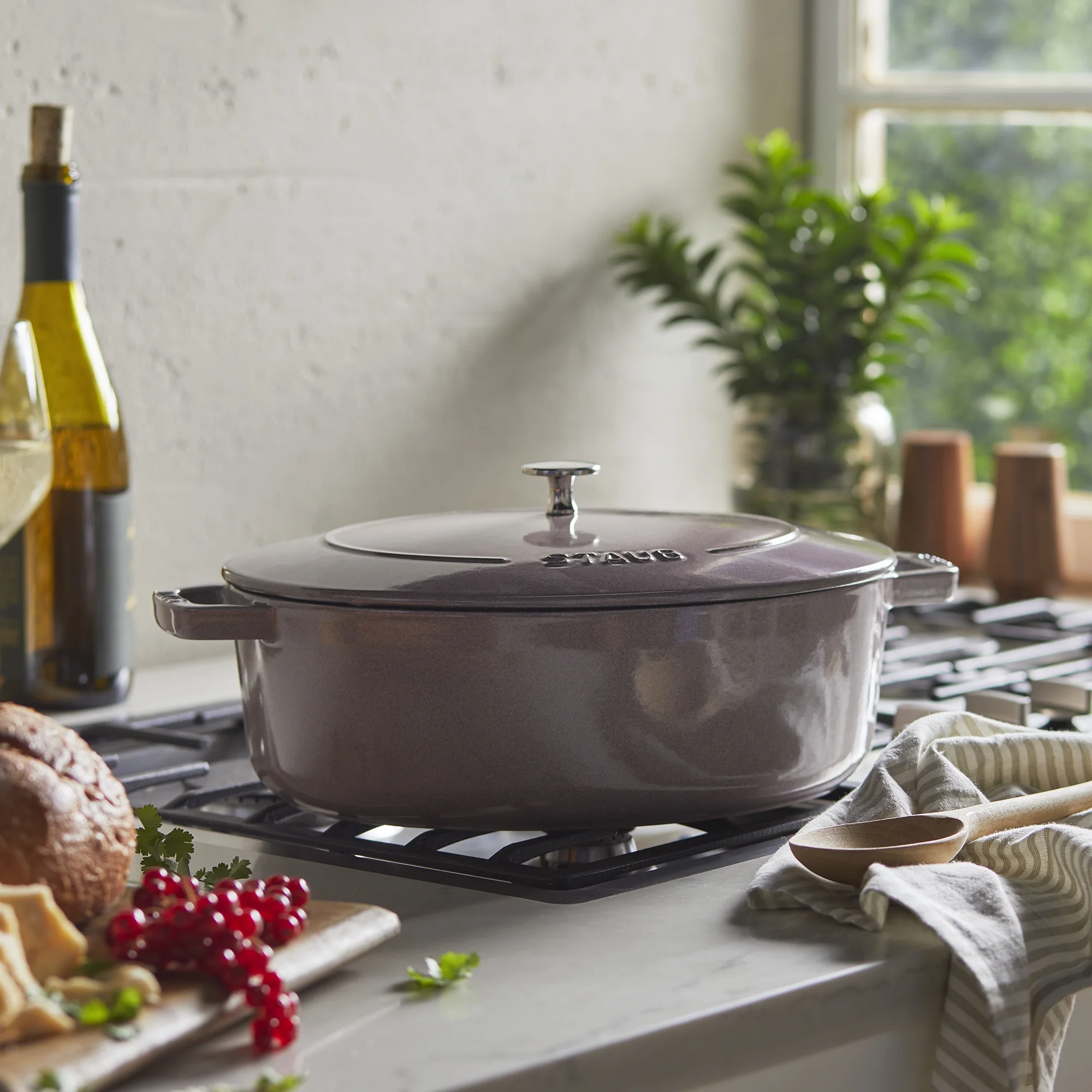 Staub Cast Iron 6.25-qt Shallow Oval Dutch Oven - Citron