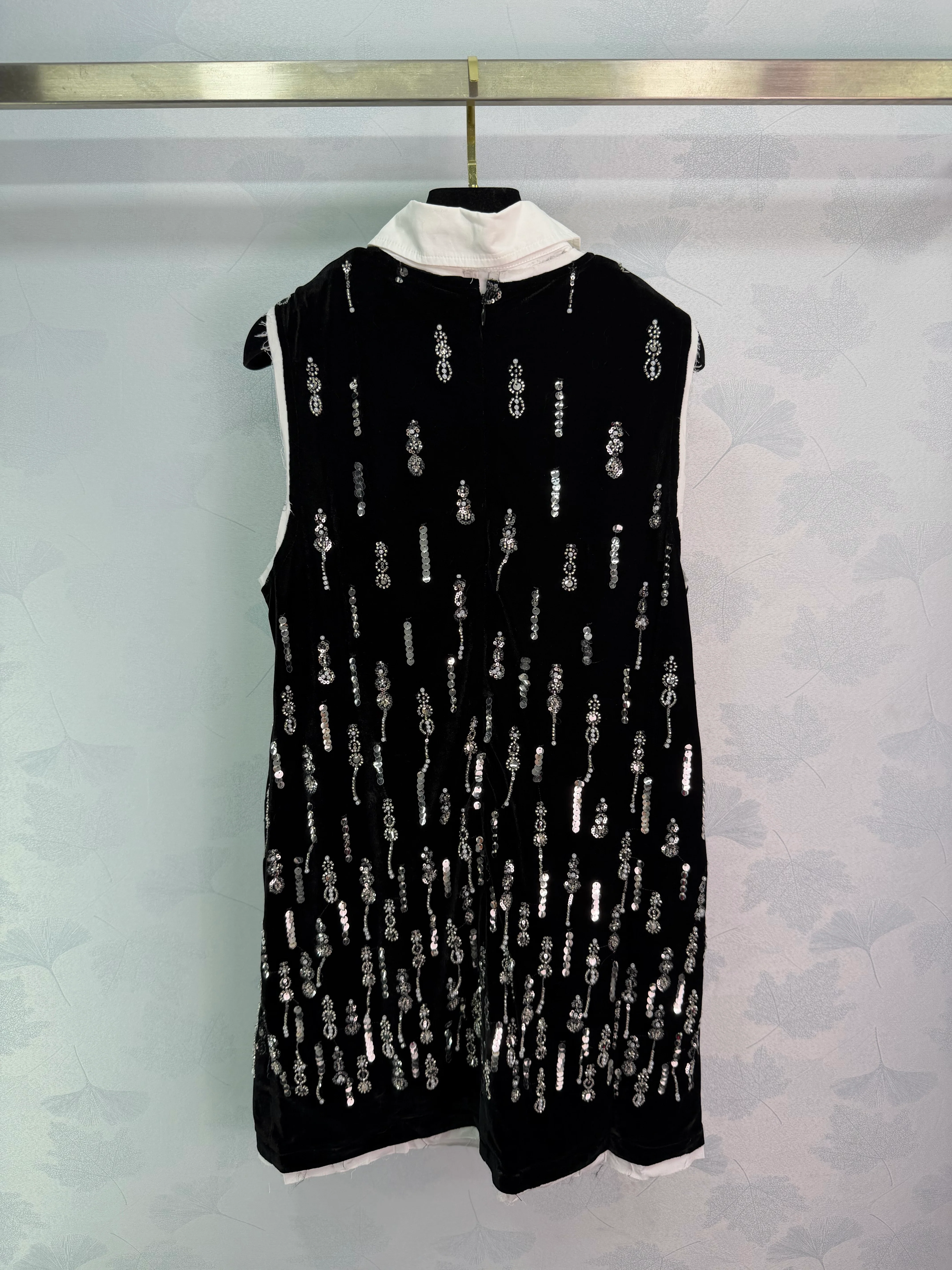 26NEW Velvet Beaded Dress