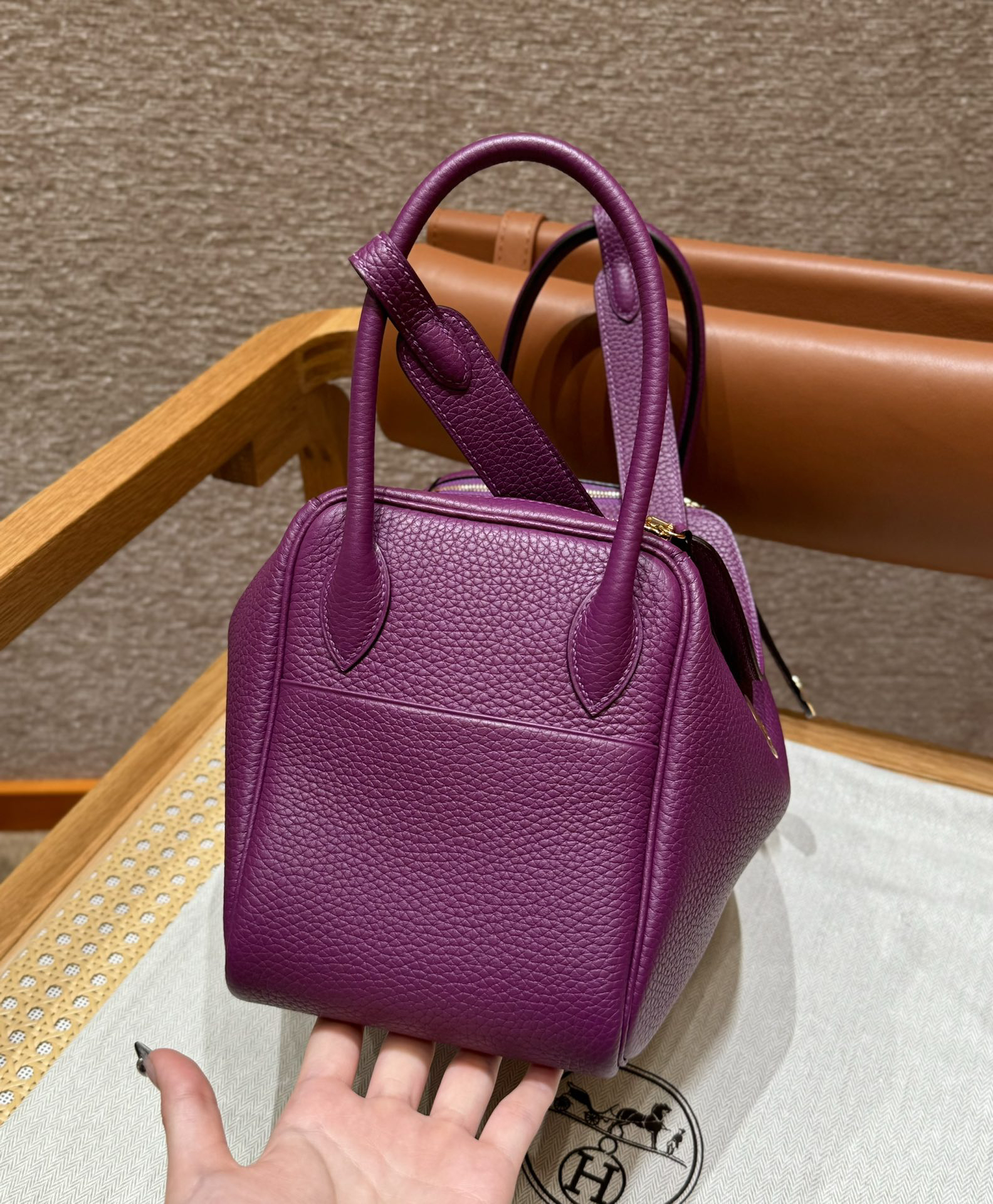 Hermes Lindy 19-26