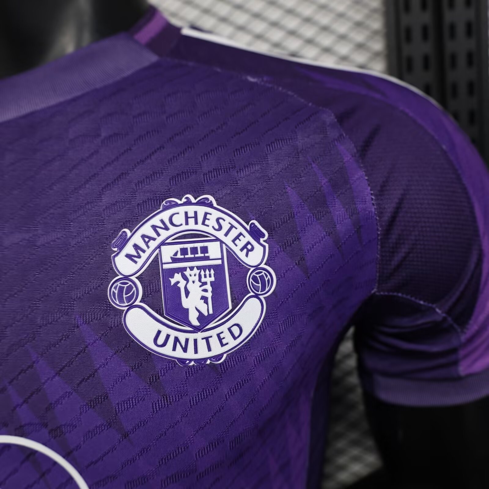 2025/2026 Player Version Manchester United Special Edition White Purple Football Shirt 1:1 Thai Quality
