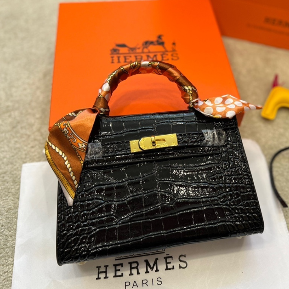 Hermès Kelly Mini Bag Black Crocodile 7.9 Inches