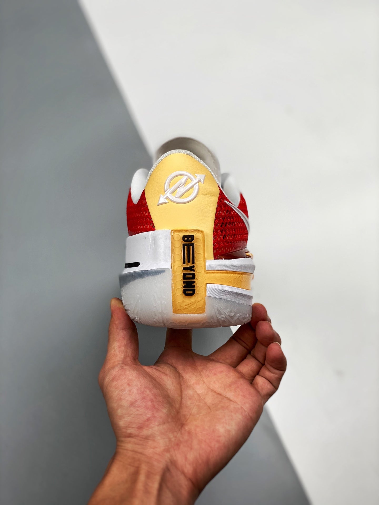 GT CUT University Red White Yellow