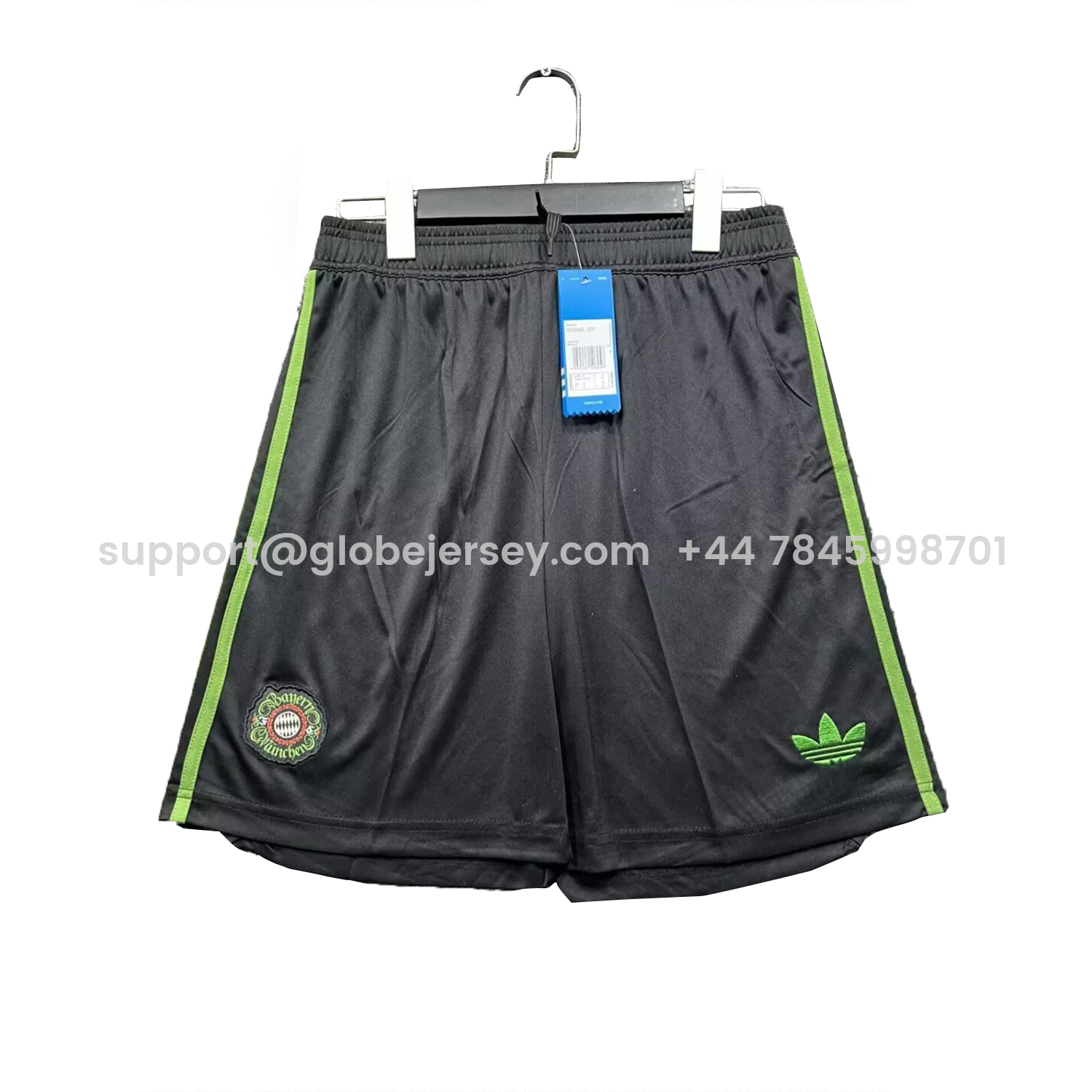 Bayern Munich 25-26 Oktoberfest Special Shorts - Fans Version
