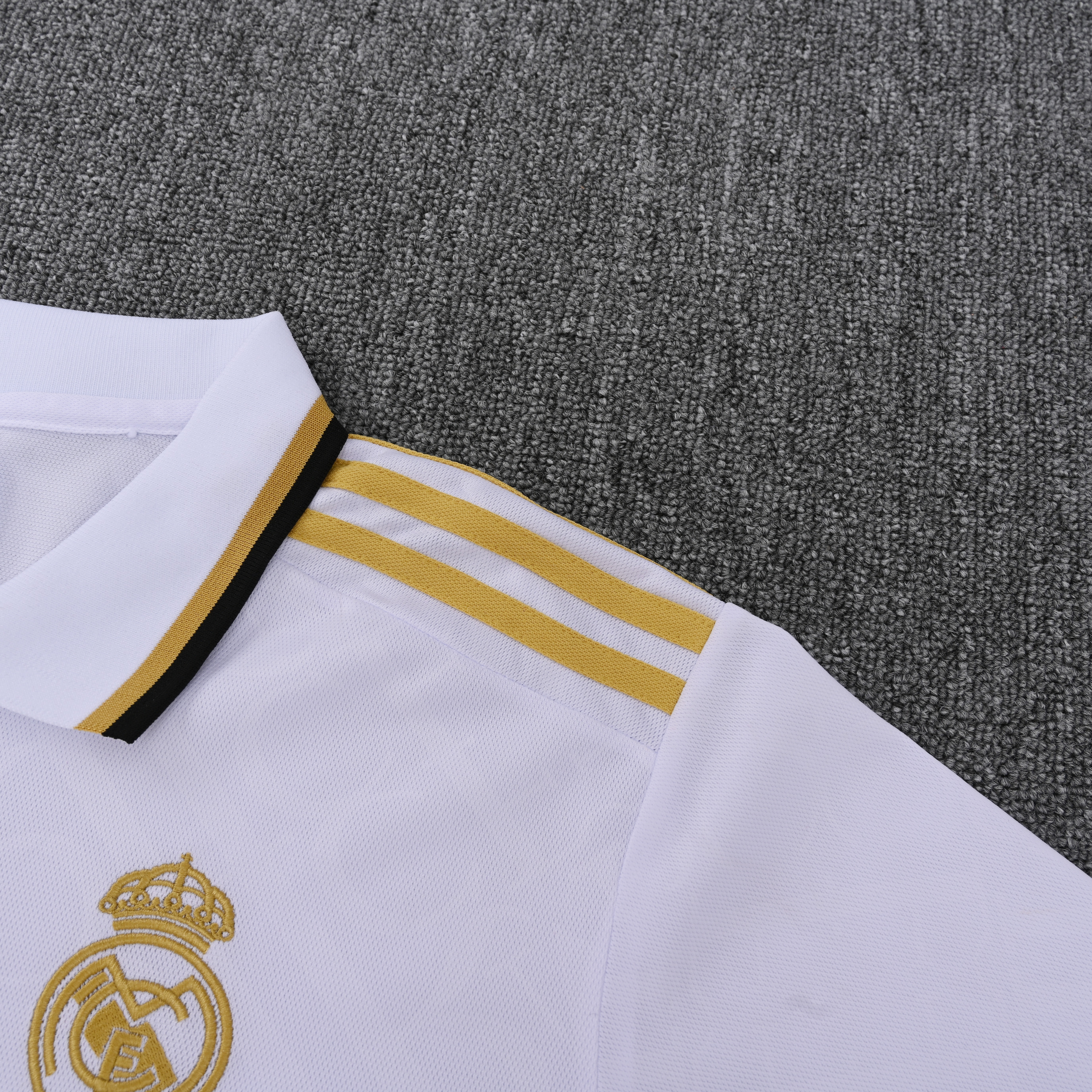 25-26 Real Madrid (POLO) Training Jersey - Fan Edition