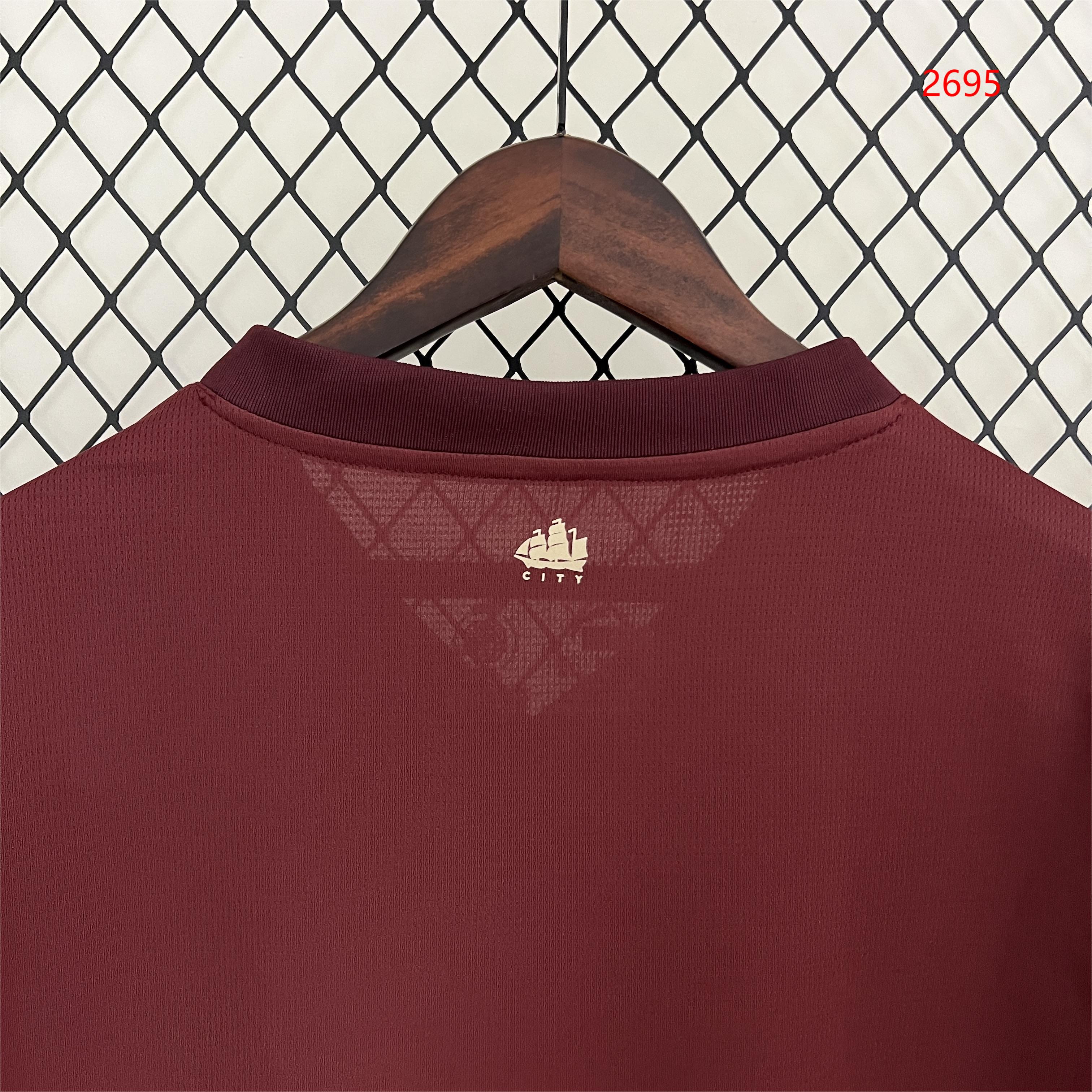 2024/25 Manchester City Second Away Shirt