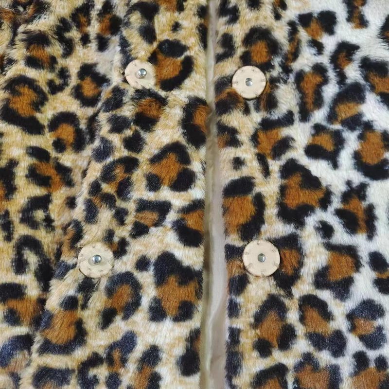 Women's Winter Warm Lapel Faux Fur Coats with Inner Lining & Buttons