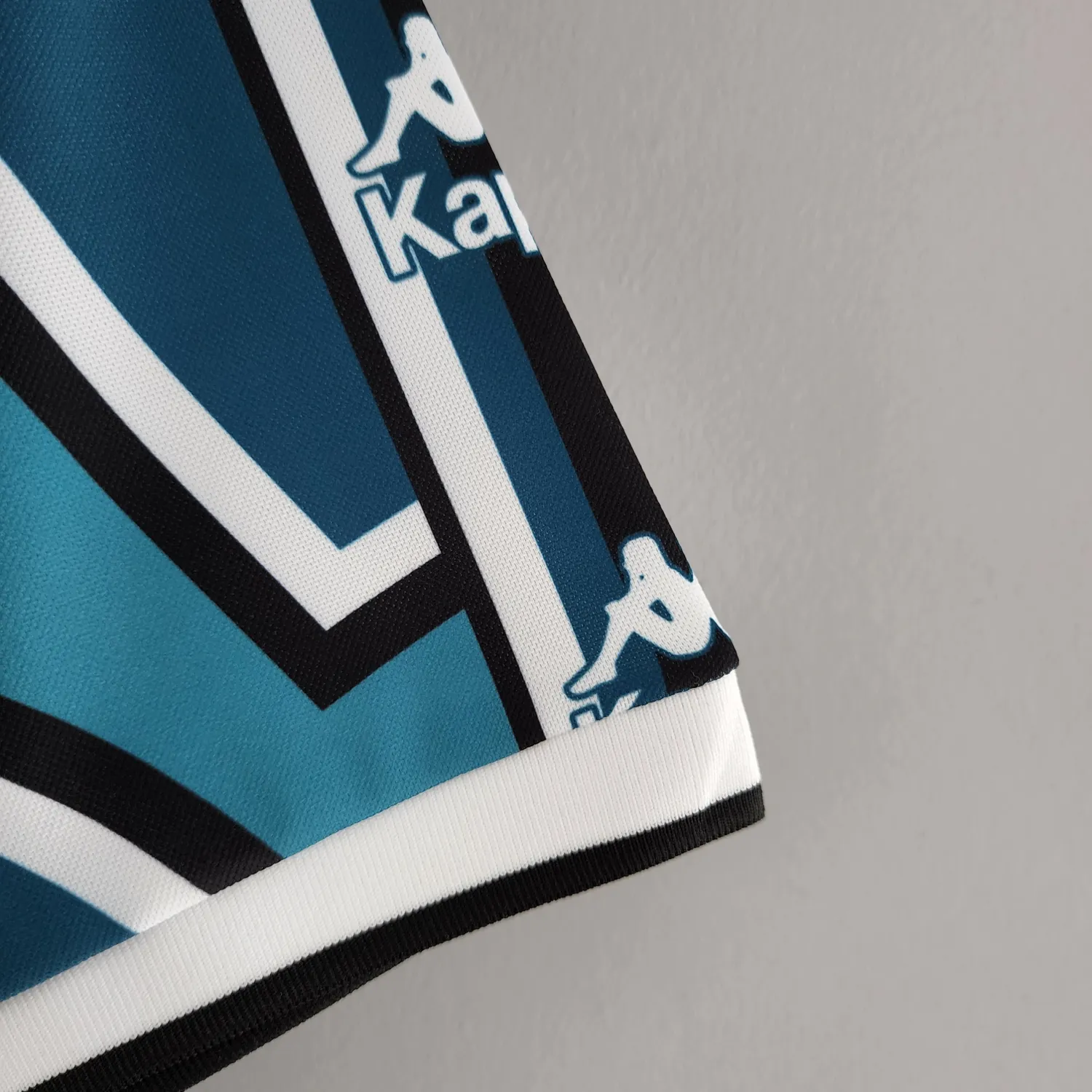 1995/97 Real Betis away retro jersey - Fans Edition