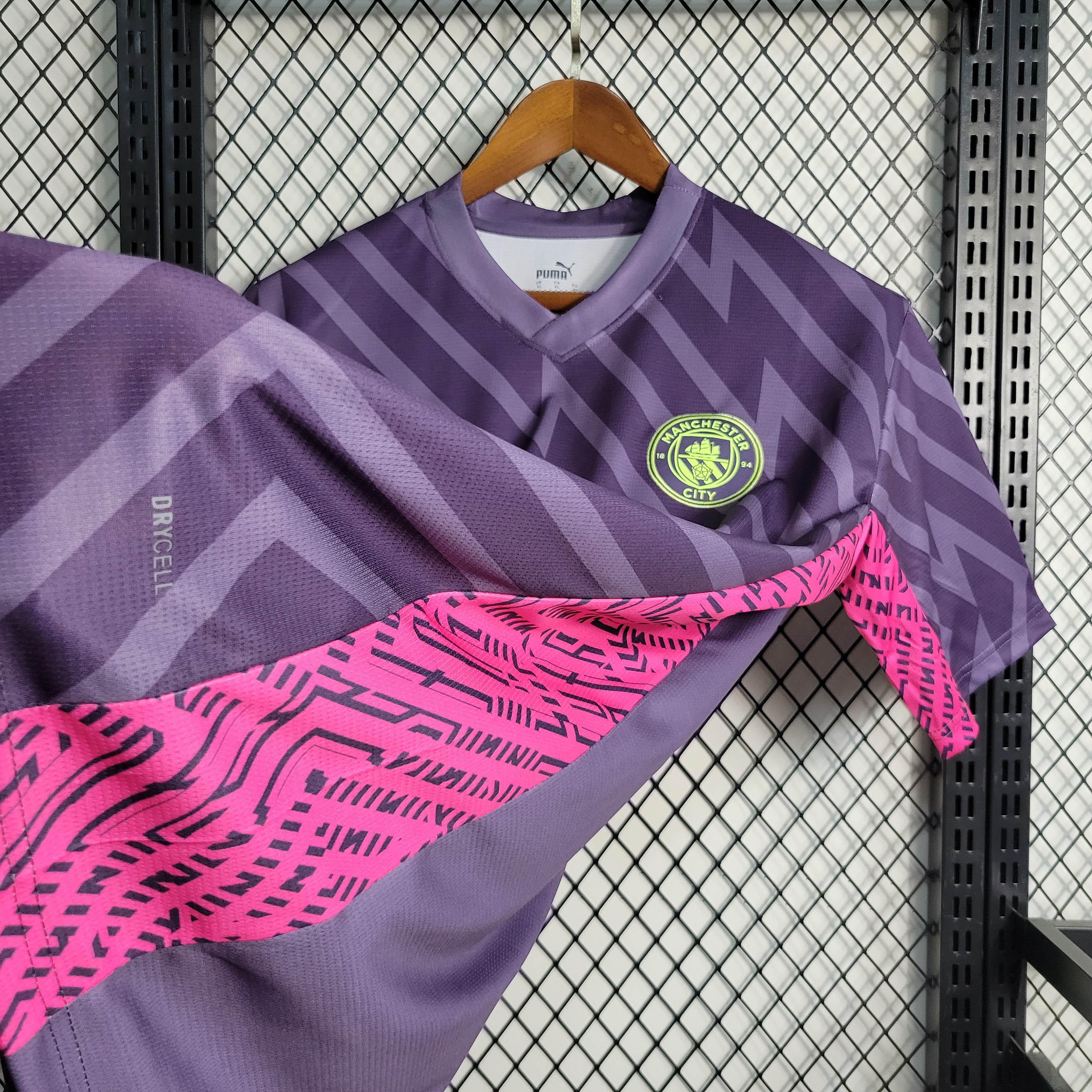 2023/2024 Manchester City Goalkeeper Purple Football Shirt 1:1 Thai Quality-Fans