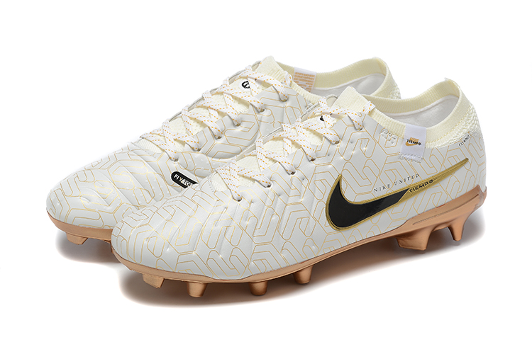 Tiempo Legend 10 Elite FG Football Shoes