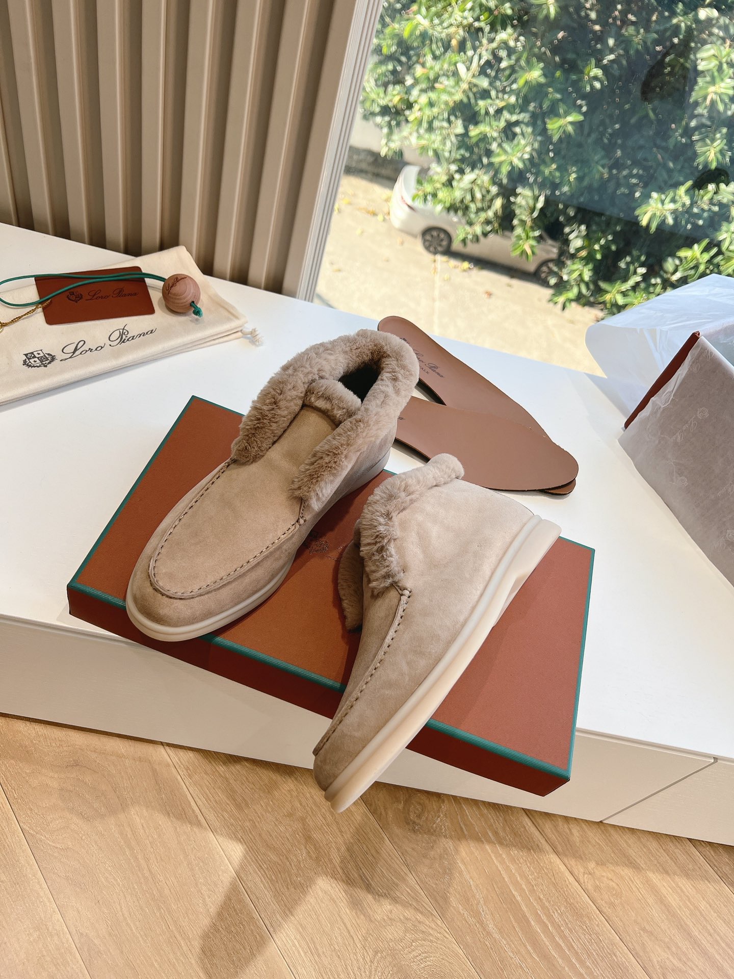 Latest upgraded flat high-top shoes