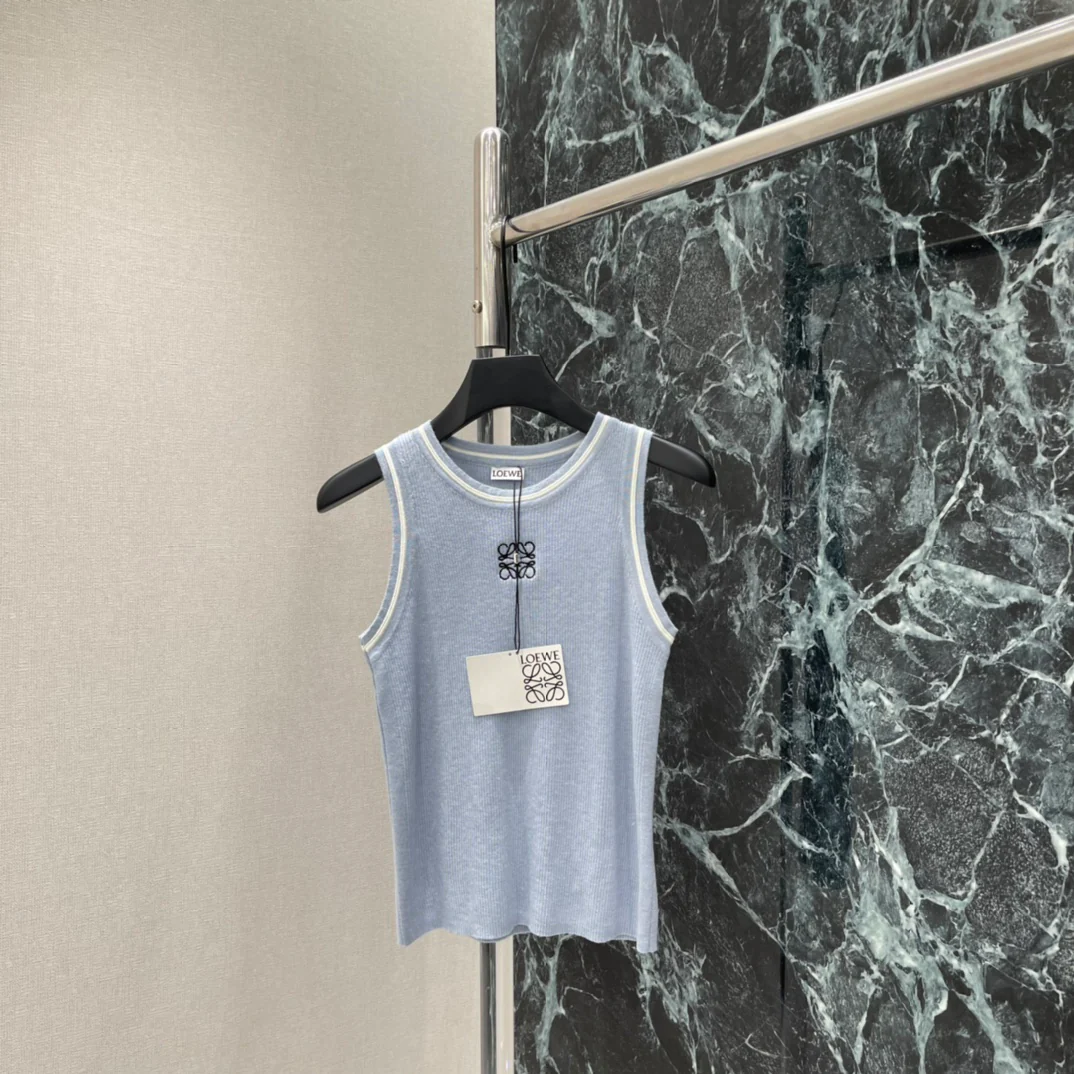 26NEW Knitted Vest, Crew Neck, Sleeveless